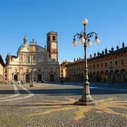 Vigevano e la sua Piazza Ducale