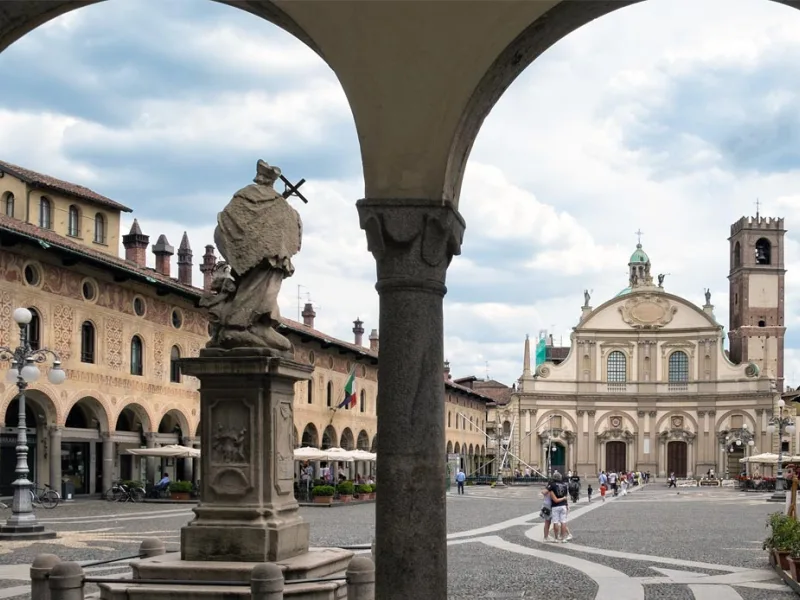 Vigevano e la sua Piazza Ducale
